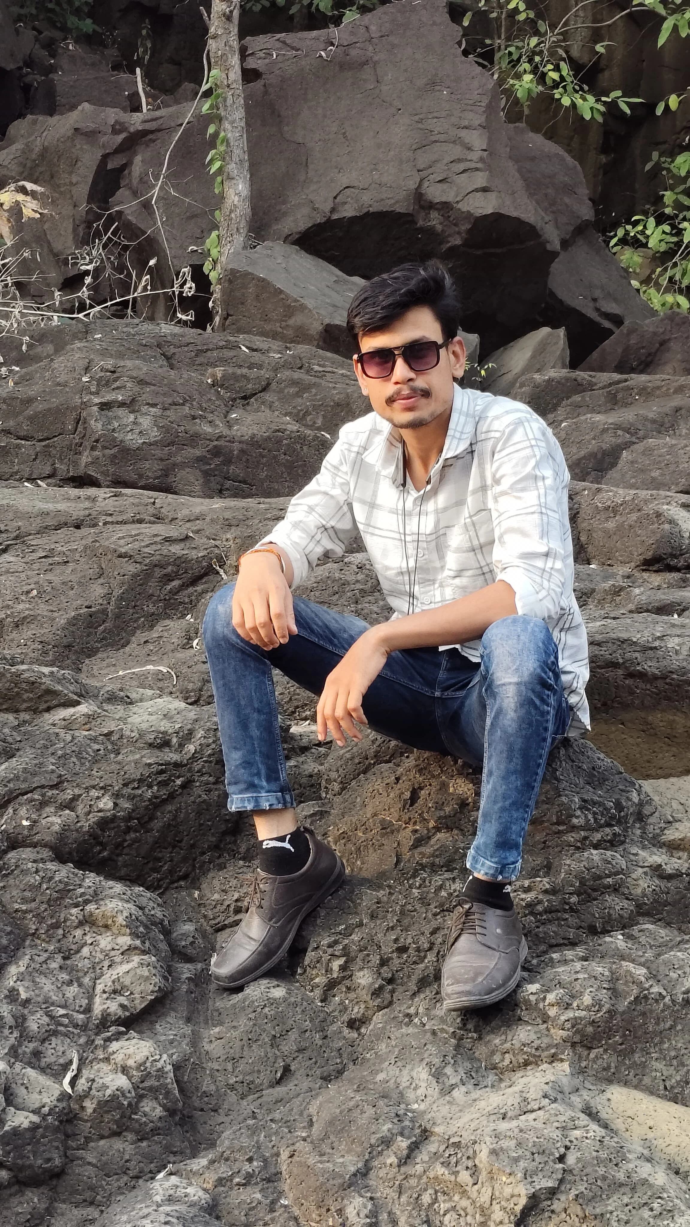 Abhijit Kumar 8305867841