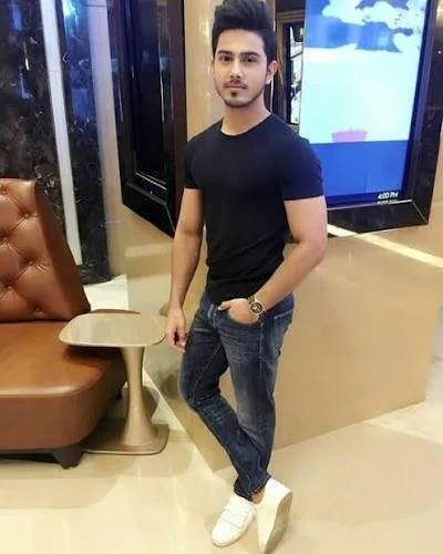 Photo of vinayak Raj
