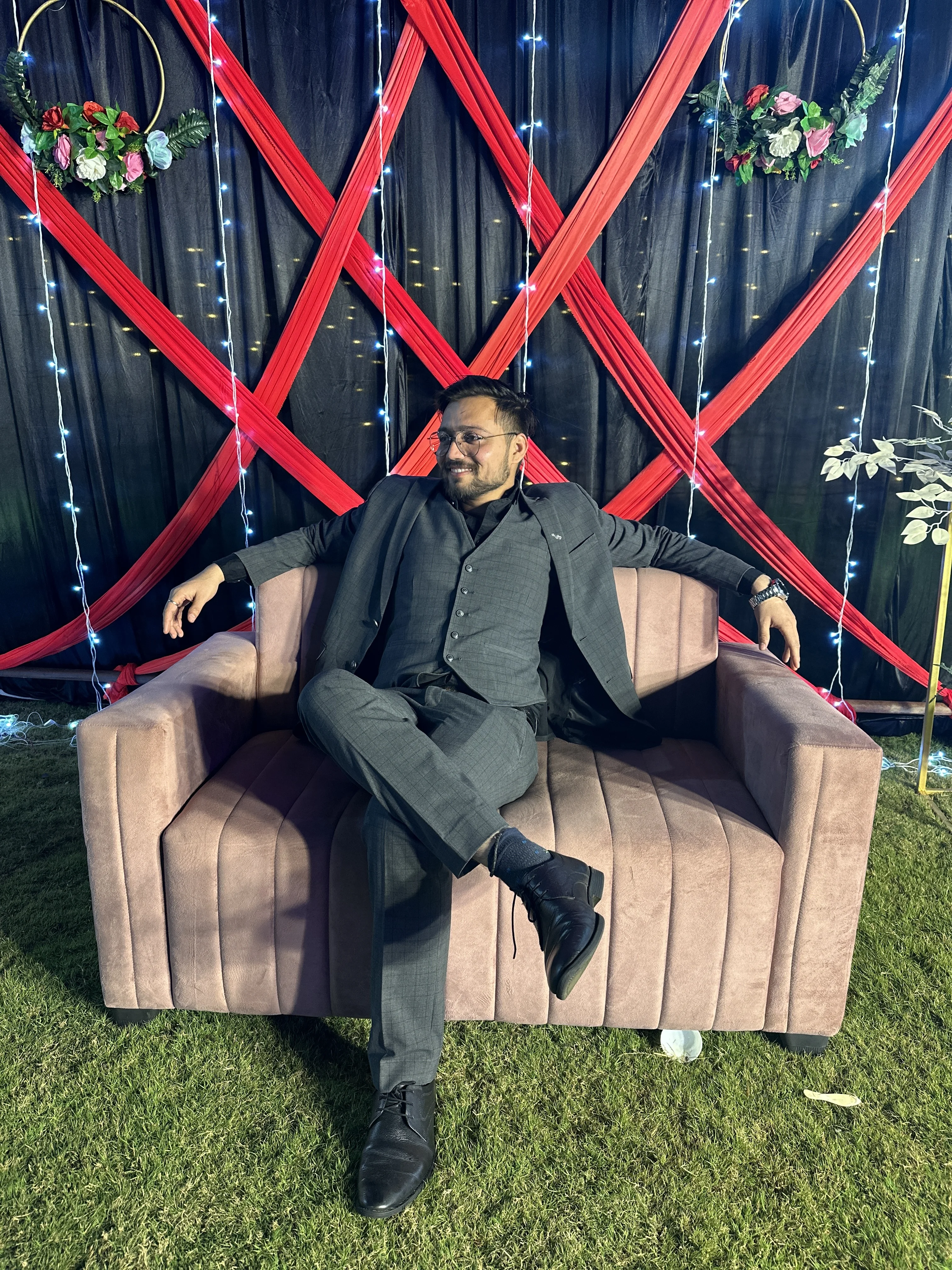 Shashank mishra - gigolo in Durg - Yooo.App