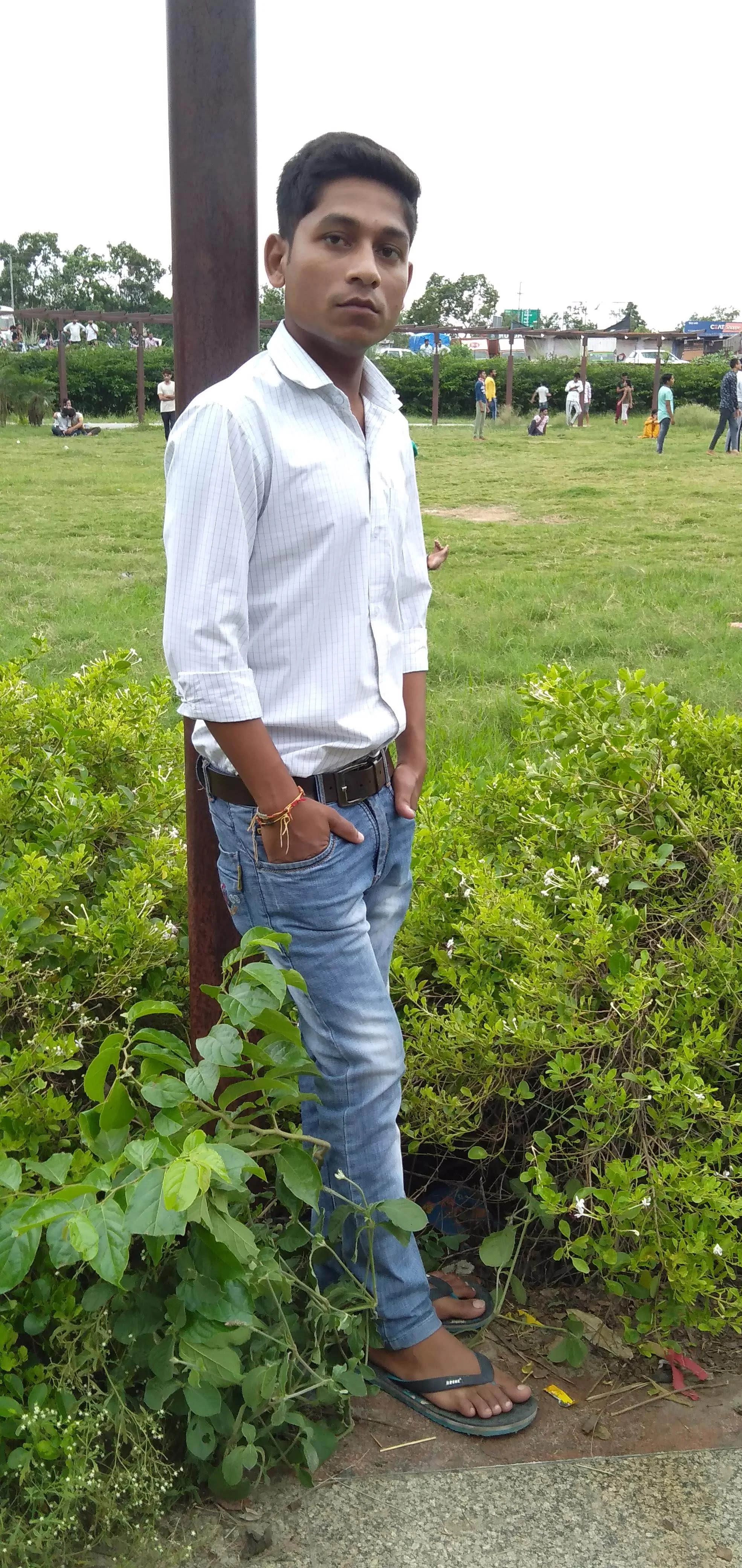 Prinshu Sharma - gigolo in Noida - Yooo.App