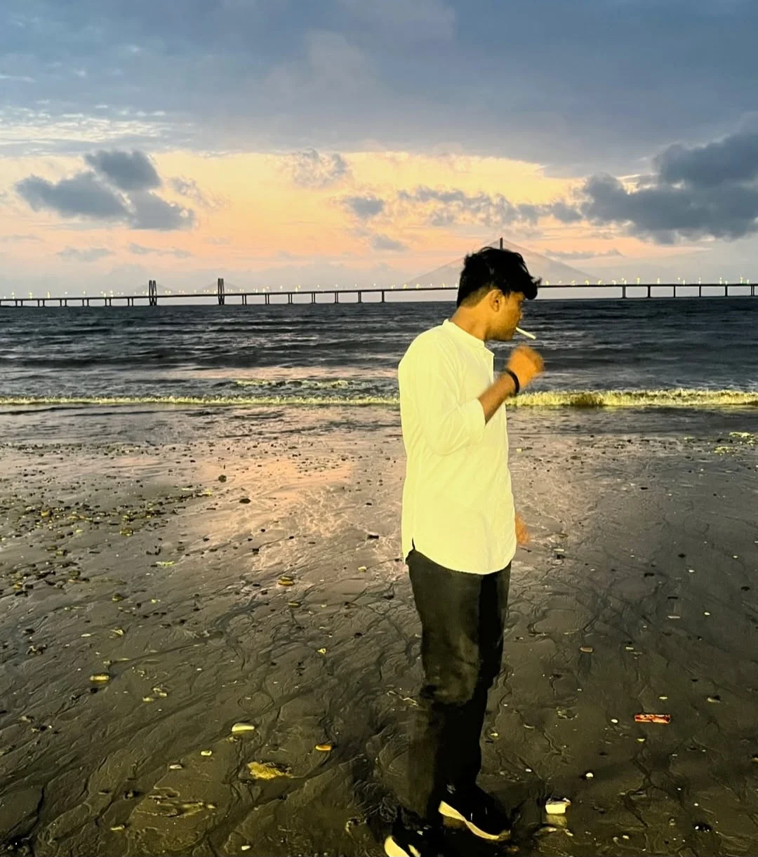 viniket ghegadmal - gigolo in Mumbai - Yooo.App