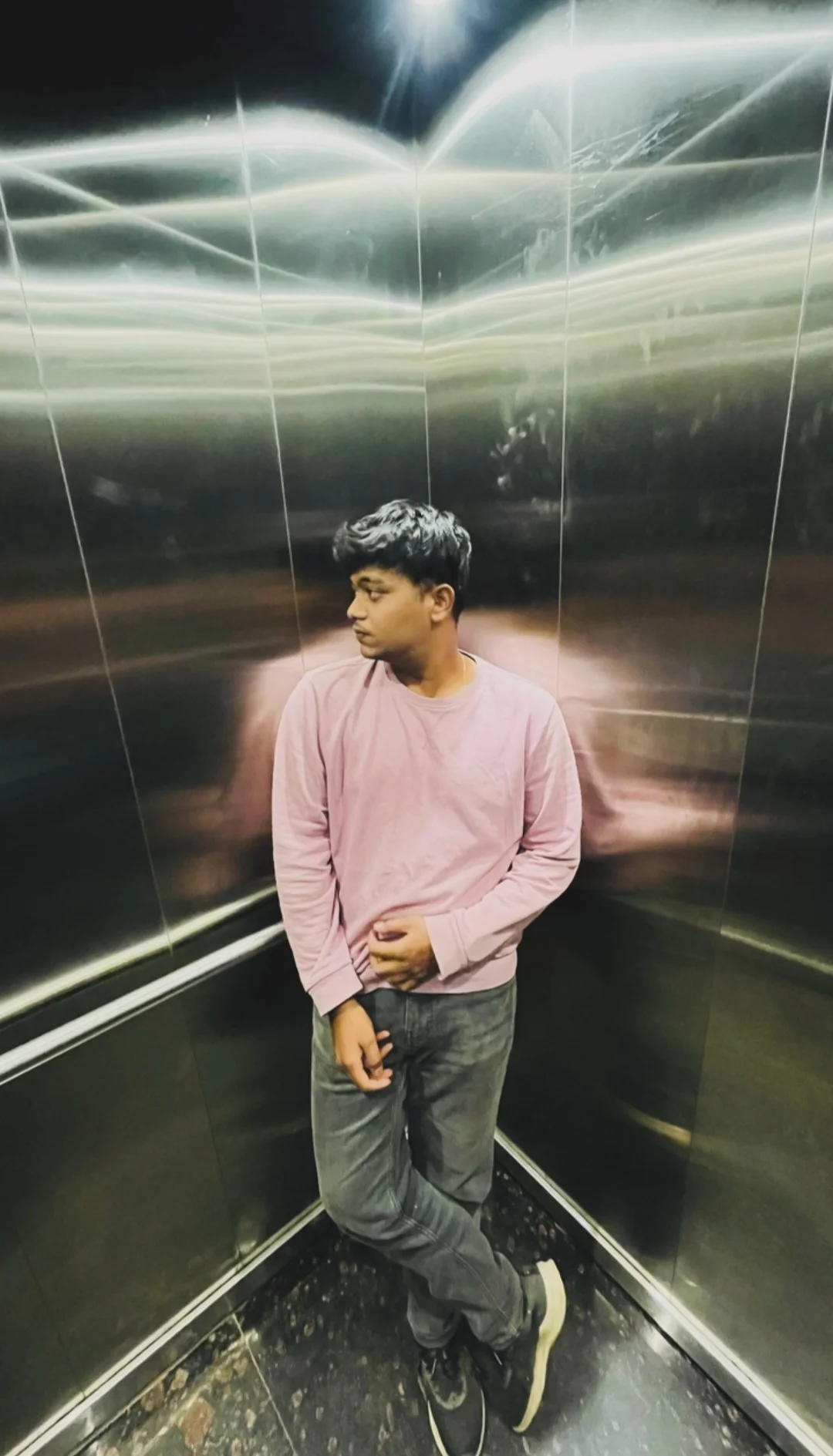 viniket ghegadmal - gigolo in Mumbai - Yooo.App